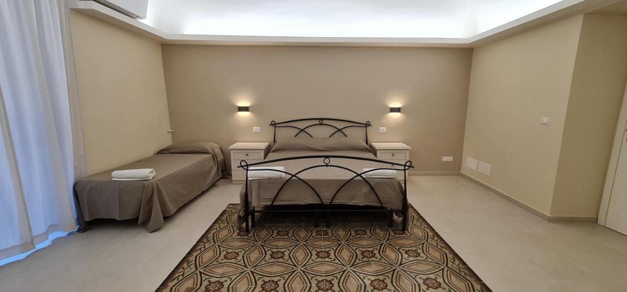 Sikeliafourrooms Catania Esterno foto