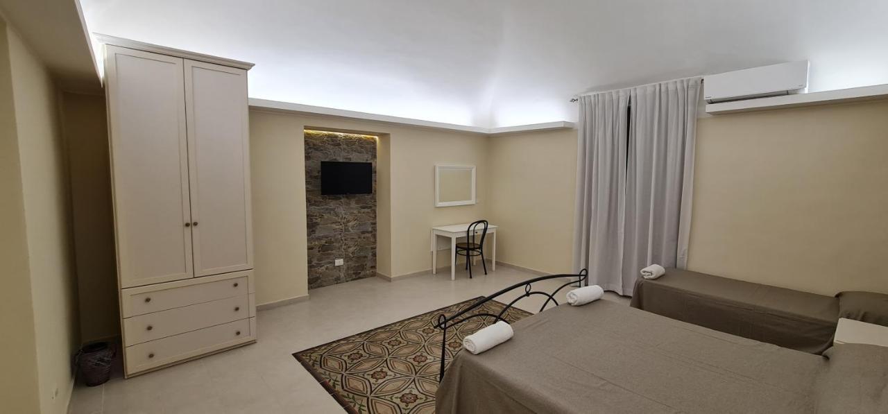 Sikeliafourrooms Catania Esterno foto