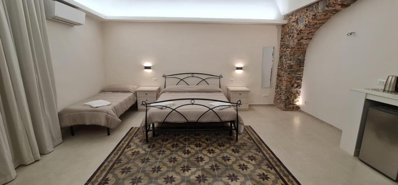 Sikeliafourrooms Catania Esterno foto